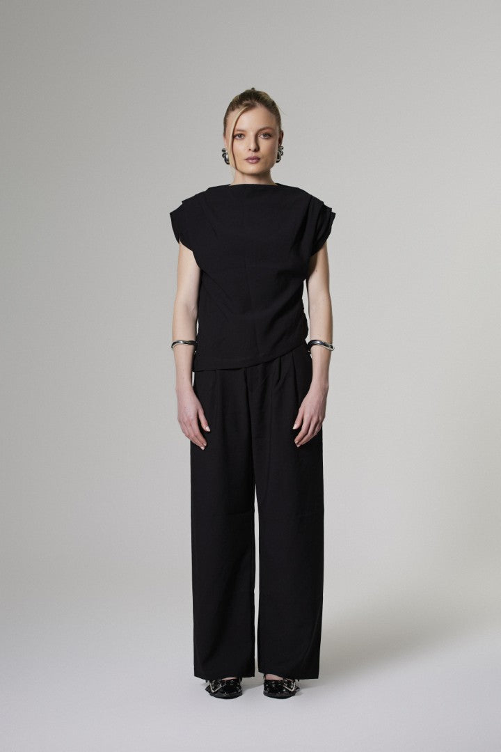 Calça Alfaiataria Reta Solo Preta