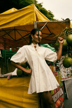 Vestido Nesgas Curto Brisa Off