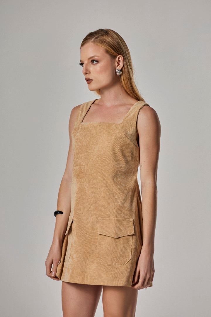 Vestido Decote Reto Ômega