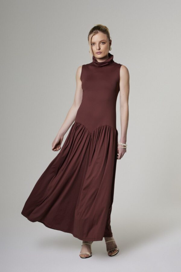 Vestido Longo Gola Malha Luz Marrom