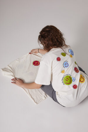 T-shirt Smile Jesus Loves U